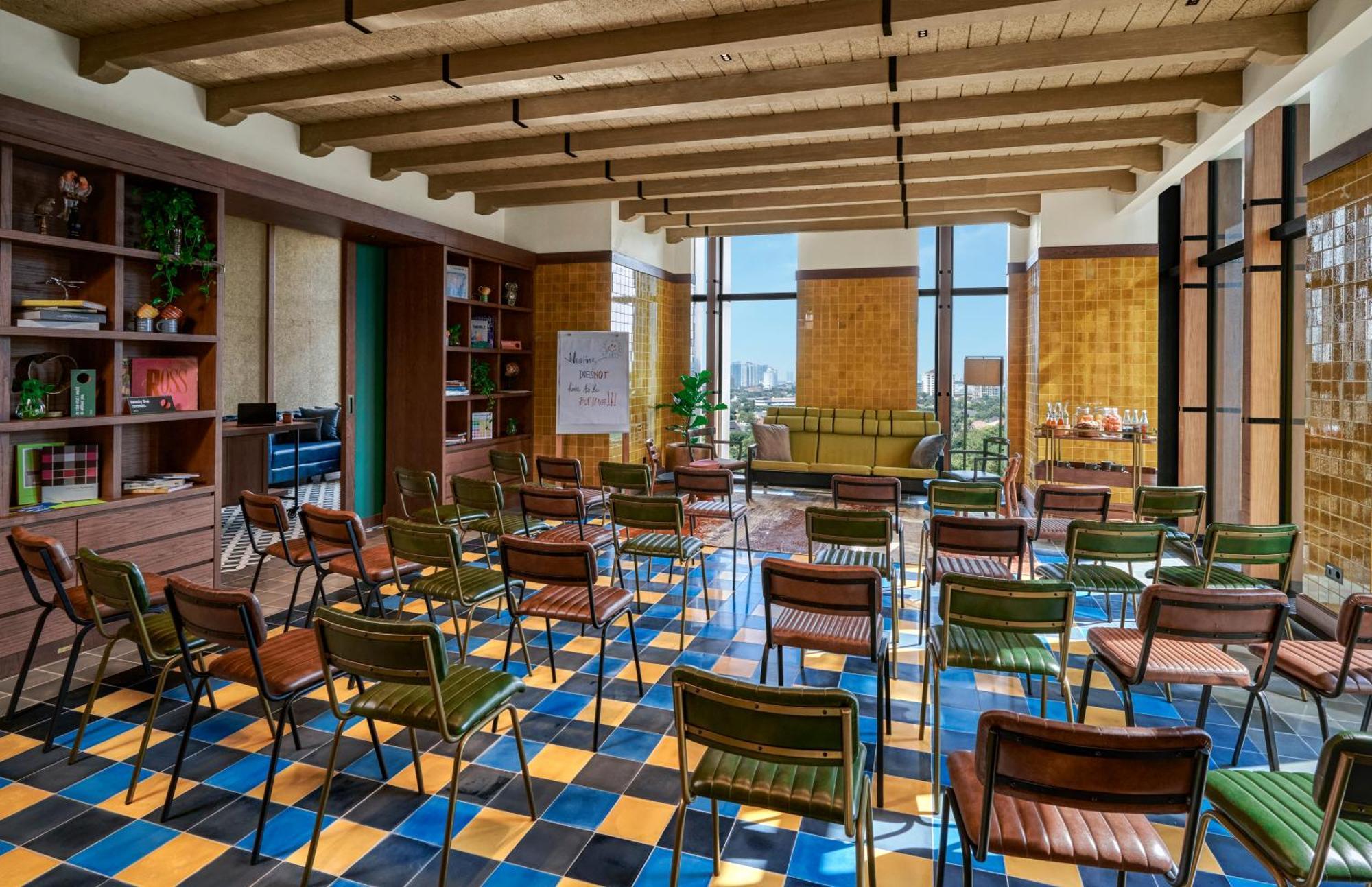 25Hours Hotel Jakarta The Oddbird Ngoại thất bức ảnh